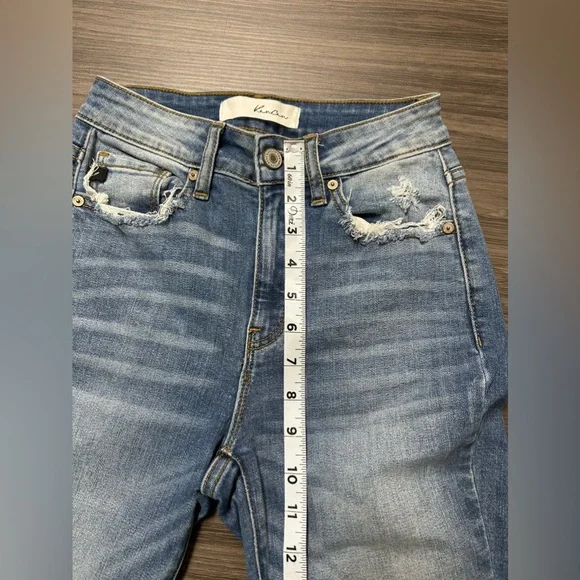 KanCan Distressed Skinny Jeans Size 0 / 23 - Picture 4 of 8